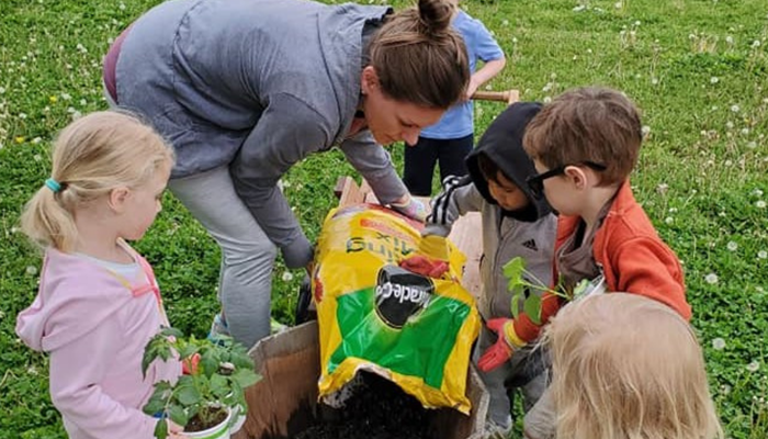 More than 100 Grants Awarded to Support Iowa Students Learning Agriculture